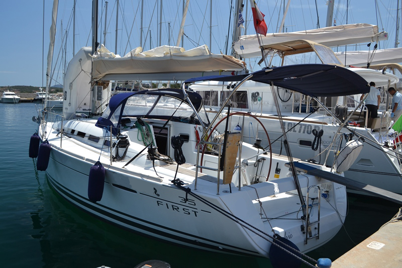 Beneteau First 35 usato Sardegna Beneteau First 35 usato Sardegna