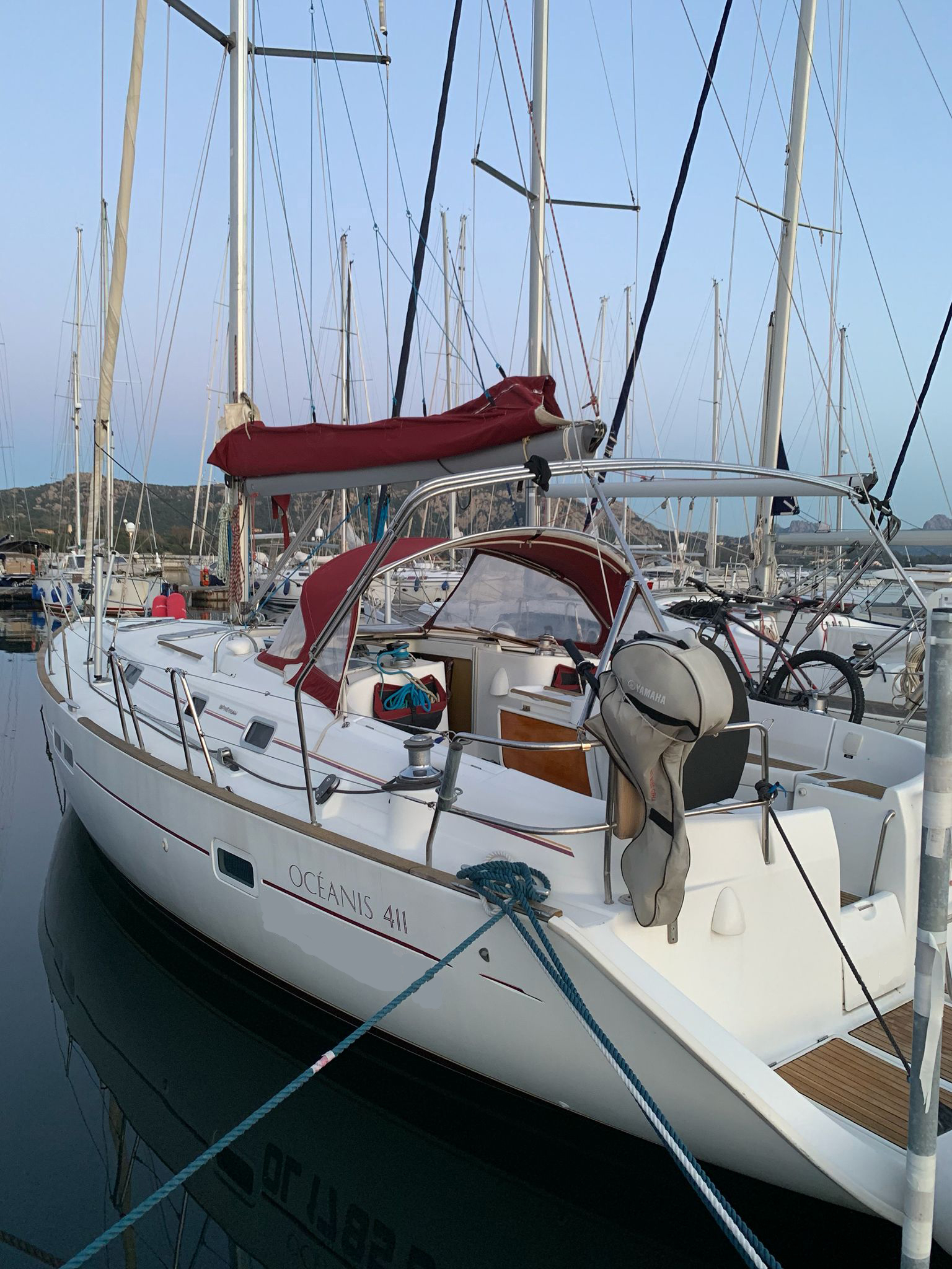Barche usate 41 piedi 12 metri Sardegna: Beneteau Oceanis 411 Barche usate 41 piedi 12 metri Sardegna: Beneteau Oceanis 411